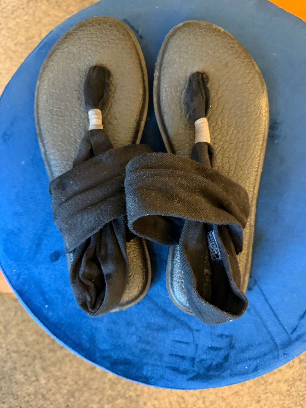 Sanuk Black Yoga Sling Sandals size 7